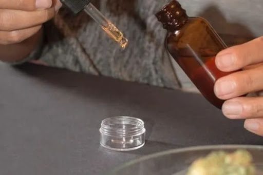 Making CBD Oil Using The Alcohol